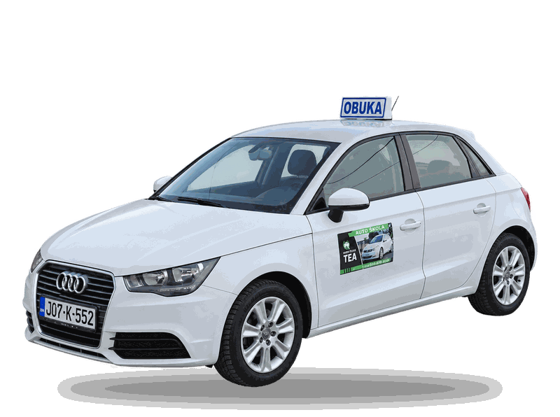 Bijeli Audi za obuku Autoškole Mitrović & Tea u Bijeljini sa oznakom OBUKA